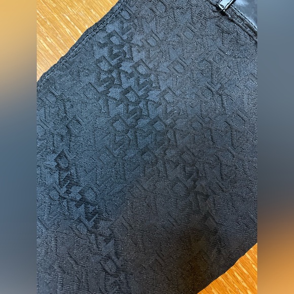 DKNY Rain Cascade Black Boots Womens US 6.5 UK 37 Knee High Cold Weather Y2K Gal - Picture 2 of 12